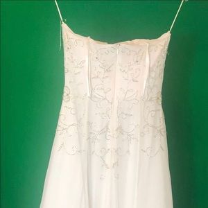 Tiffany Designs Dress/Gawn Nude/Beige Size 4